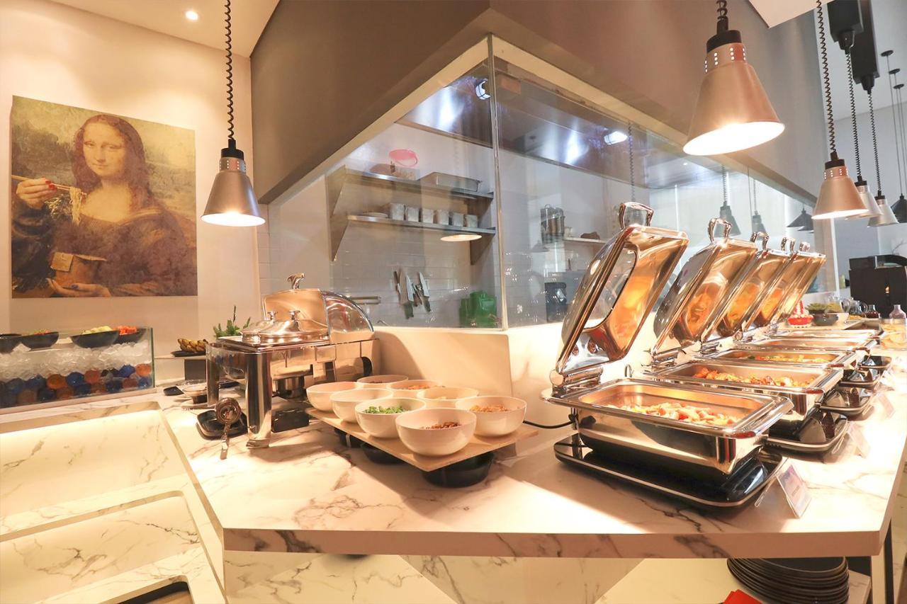 Moritz Biz Gandaria Otel Cakarta Dış mekan fotoğraf